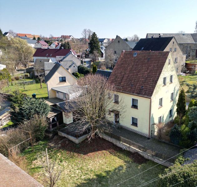 Handwerker aufgepasst! Sanierungsbedürftiges Eigenheim in Oberlichtenau